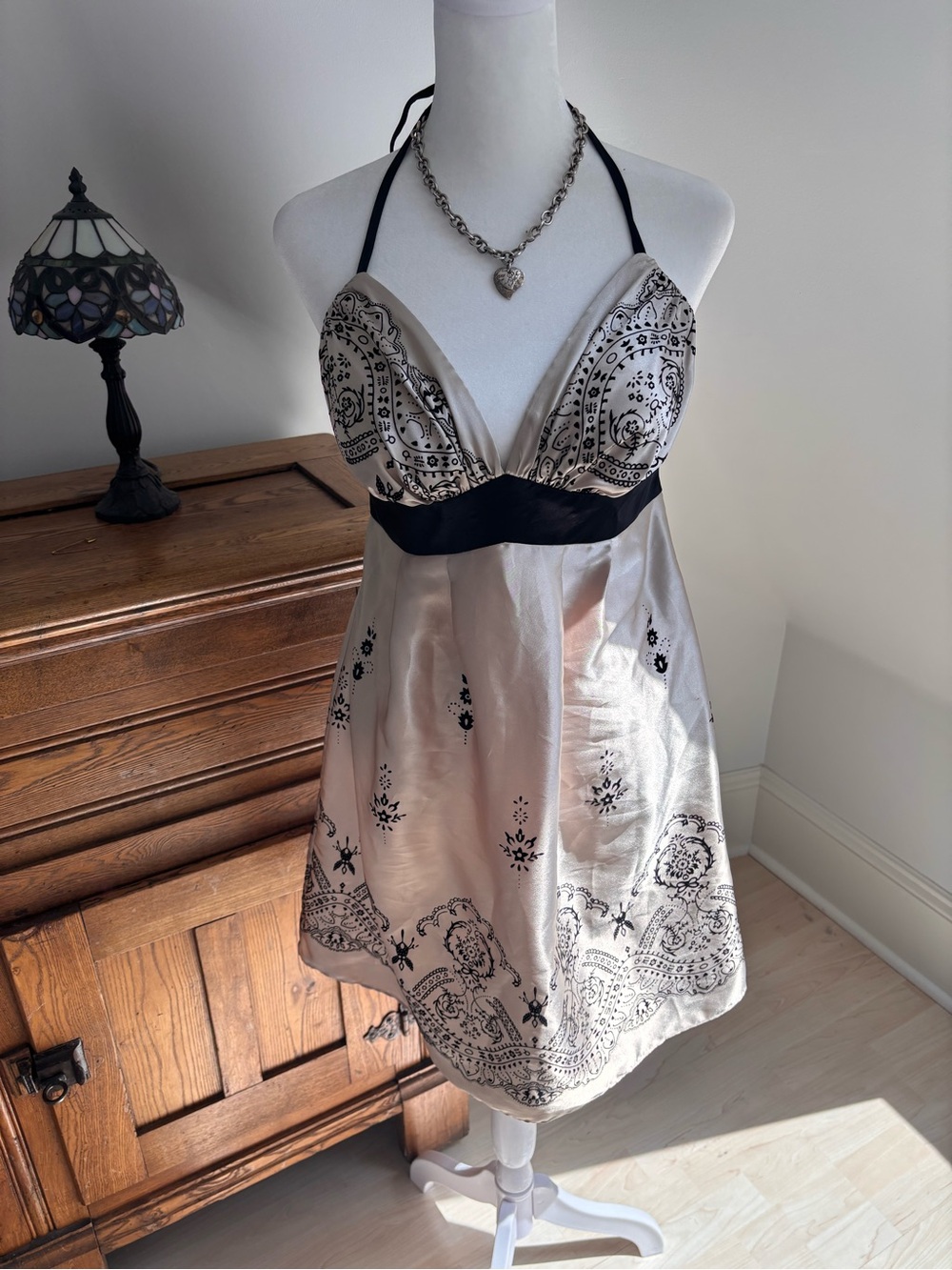Teeze Me Satin Halter Dress 🖤